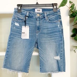 NWT - Paige Jax Knee Denim Shorts Size 26